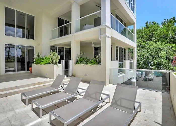 Coastal Condo Deerfield Beach Retreat 3 Bed 2 Bath